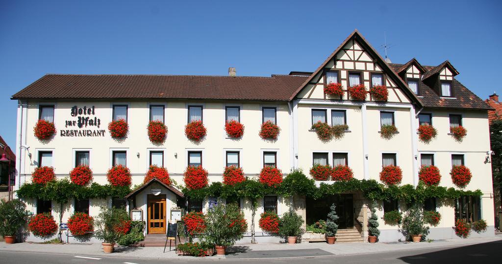 Hotel Zur Pfalz Kandel Exteriör bild